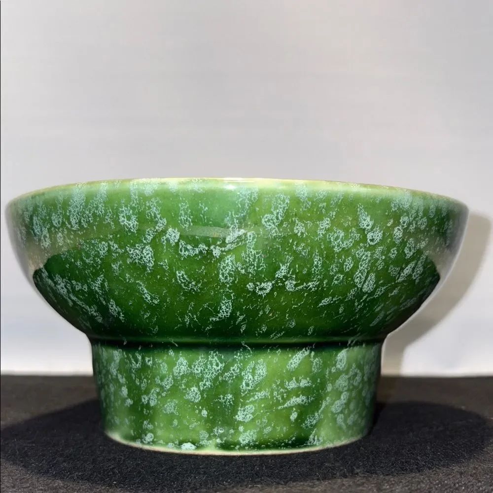 Beautiful Green Ceramic Bowl - Picture 3 of 5